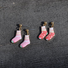 Artilady Women Girls Christmas Sock Earrings