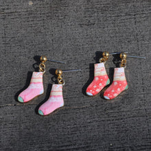 Artilady Women Girls Christmas Sock Earrings