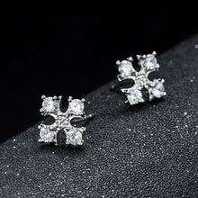 Artilady Women Cross Stud Earrings