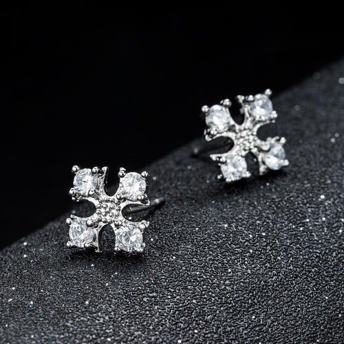 Artilady Women Cross Stud Earrings