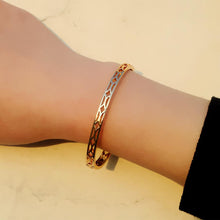Artilady Women Gold Bangle Bracelet