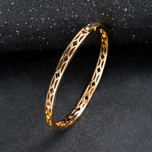 Artilady Women Gold Bangle Bracelet