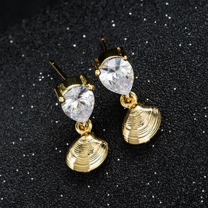 Artilady Women Gold Shell Earrings