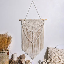 Artilady Macrame Wall Hanging